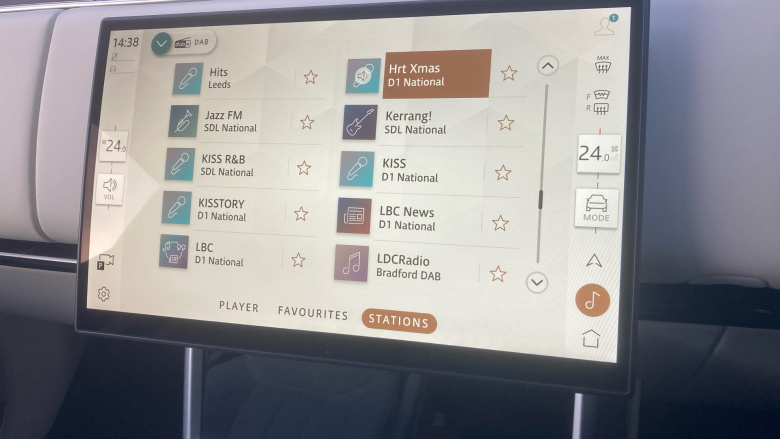 Land Rover Range Rover 3.0 D300 SE 4dr Auto Diesel Estate